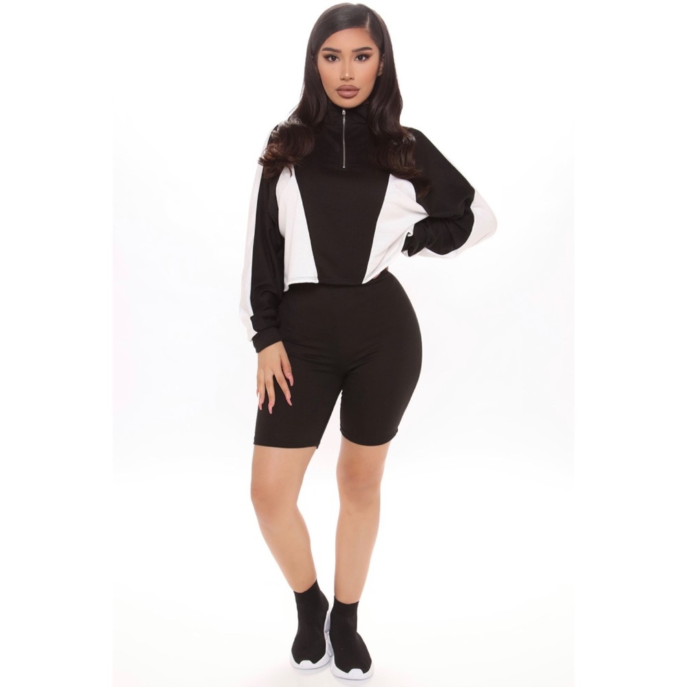 NEW Women’s 2 piece Lounge Set